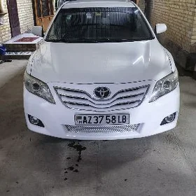 Toyota Camry 2010