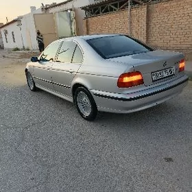 BMW E39 1999
