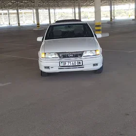 Opel Vectra 1989
