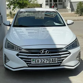 Hyundai Elantra 2019