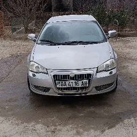 Volvo 240 2009