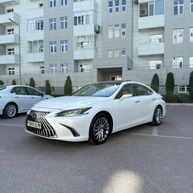 Lexus ES 350 2020