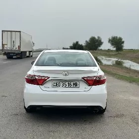 Toyota Camry 2016
