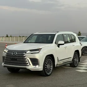 Lexus LX 600 2026