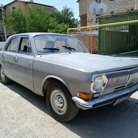 Gaz 24 1983