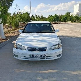 Toyota Camry 1999
