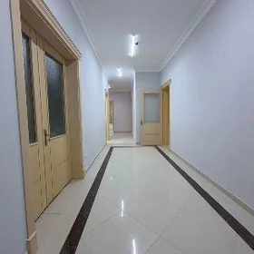 cehow elitka 9etaz 4kom "KUMUS