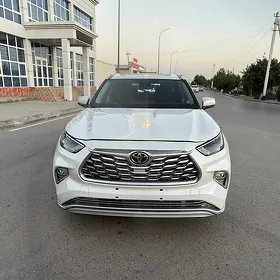 Toyota Highlander 2024