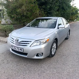Toyota Camry 2011
