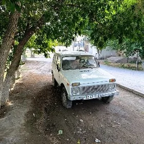 Lada Niva 1987