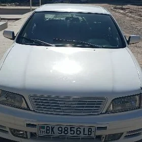 Nissan Cefiro 1995
