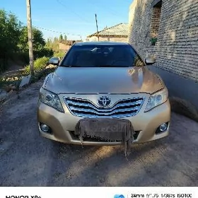 Toyota Camry 2010