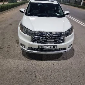Toyota Highlander 2015
