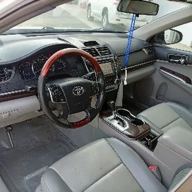 Toyota Camry 2012