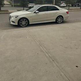 Mercedes-Benz E350 2011