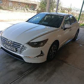 Hyundai Sonata 2022