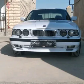 BMW 525 1989