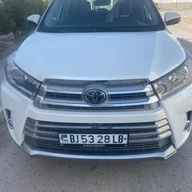 Toyota Highlander 2018