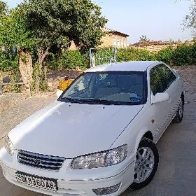 Toyota Camry 2001