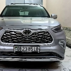 Toyota Highlander 2022