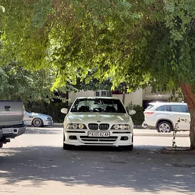BMW E39 2001