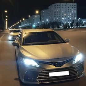 Toyota Camry 2018