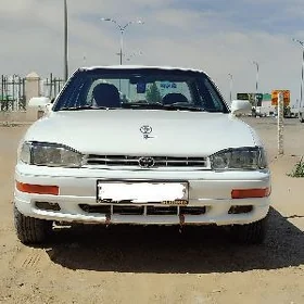 Toyota Camry 1992