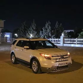 Ford Explorer 2012