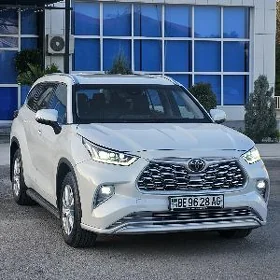 Toyota Highlander 2022