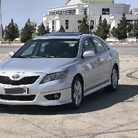 Toyota Camry 2011
