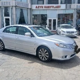 Toyota Avalon 2011