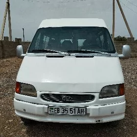 Ford Transit Connect 2009