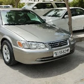 Toyota Camry 1999
