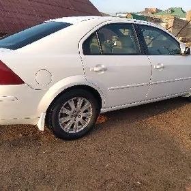 Ford Mondeo 2002