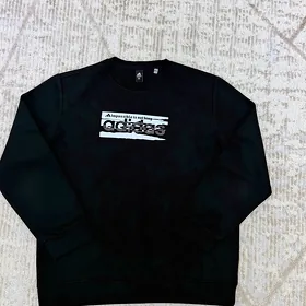 Adidas yenli