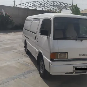 Toyota Hiace 1990