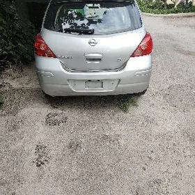 Nissan Versa 2010