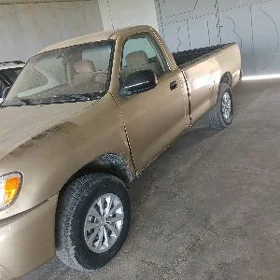 Toyota Tundra 2004