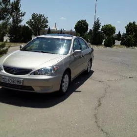 Toyota Camry 2005