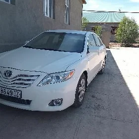 Toyota Camry 2010