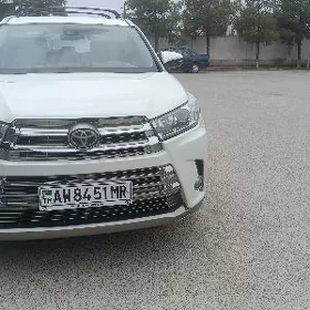 Toyota Highlander 2017