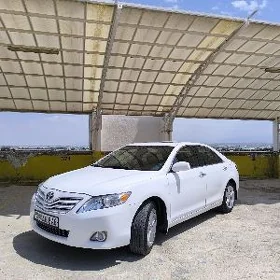 Toyota Camry 2010