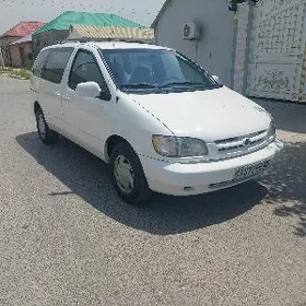 Toyota Sienna 2000