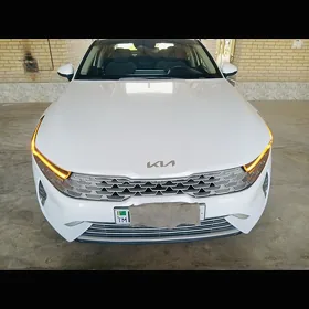 Kia K5 2021