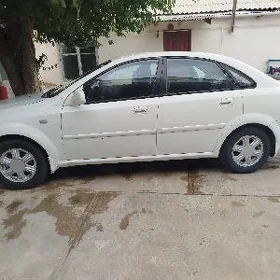 Daewoo Lacetti 2003