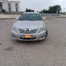 Toyota Camry 2011