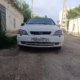 Opel Astra 2000