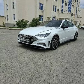 Hyundai Sonata 2021