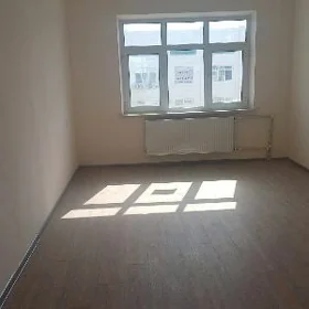 3 kwartal 2 etaź 3 komnat