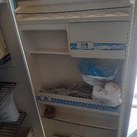 беруса халадилник 200 манат